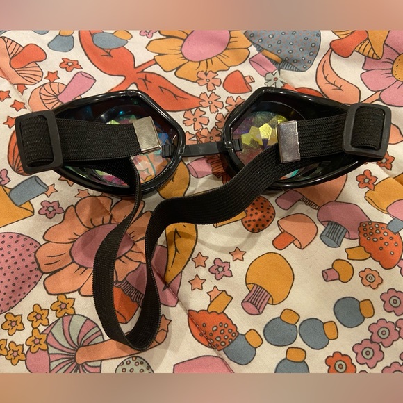 New Psychedelic Rave Kaleidoscope Goggles Rainbow Crystal Lens - Picture 5 of 6